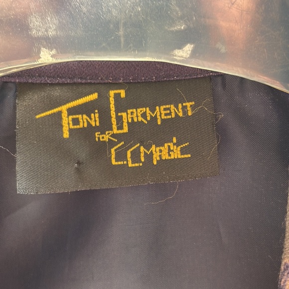 Vintage Jacket - Picture 2 of 9